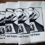 Set of 4 dinner napkins with retro print